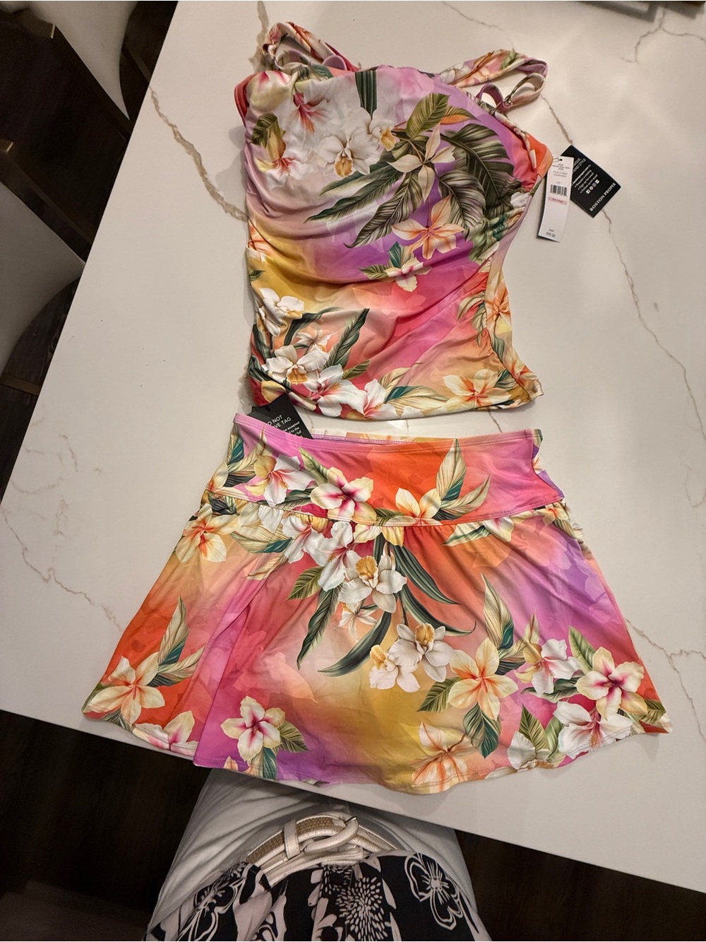 Swim Sense Print High-Waisted Skirted Bottom & High Neck Halter Tankini Top - Picture 3 of 6